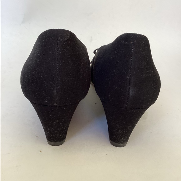 MICHAEL KORS Kiera Open Toe Suede Wedge Shoes Bow WORN ONCE! - Picture 4 of 10